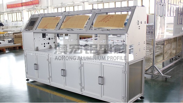 工業(yè)鋁型材設(shè)備防護(hù)罩到底有什么作用？
